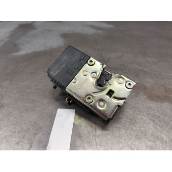 CERRADURA PUERTA DELANTERA IZQUIERDA 