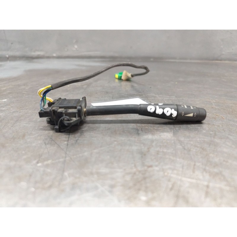 Recambio de mando radio para peugeot 206 berlina xr referencia OEM IAM   