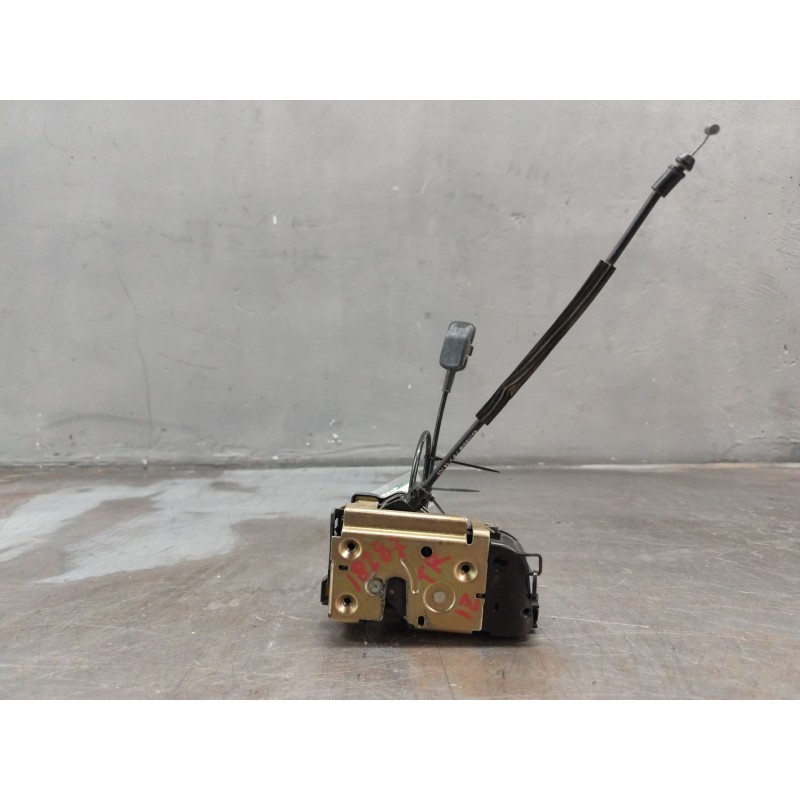 Recambio de cerradura puerta trasera izquierda para renault scenic ii authentique referencia OEM IAM   
