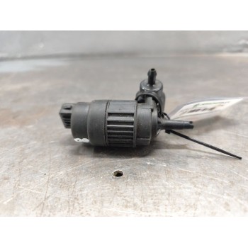 Recambio de bomba limpia para opel vectra b berlina básico referencia OEM IAM 090586632  