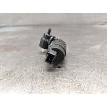 Recambio de bomba limpia para opel vectra b berlina básico referencia OEM IAM 090586632  