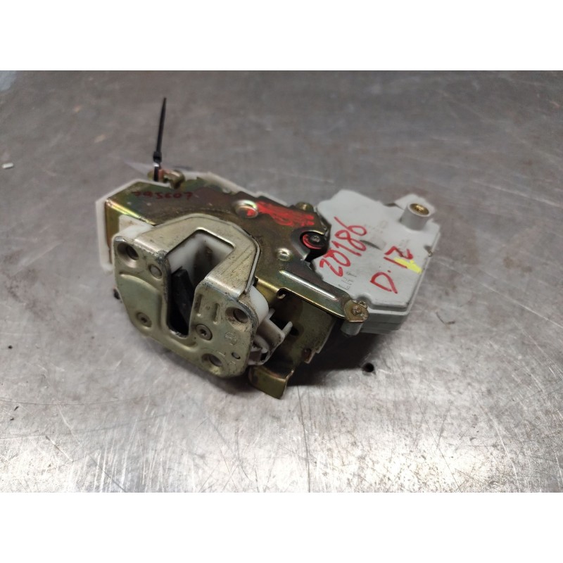 Recambio de cerradura puerta delantera izquierda para nissan primera berlina (p11) gx referencia OEM IAM  6 PINS 