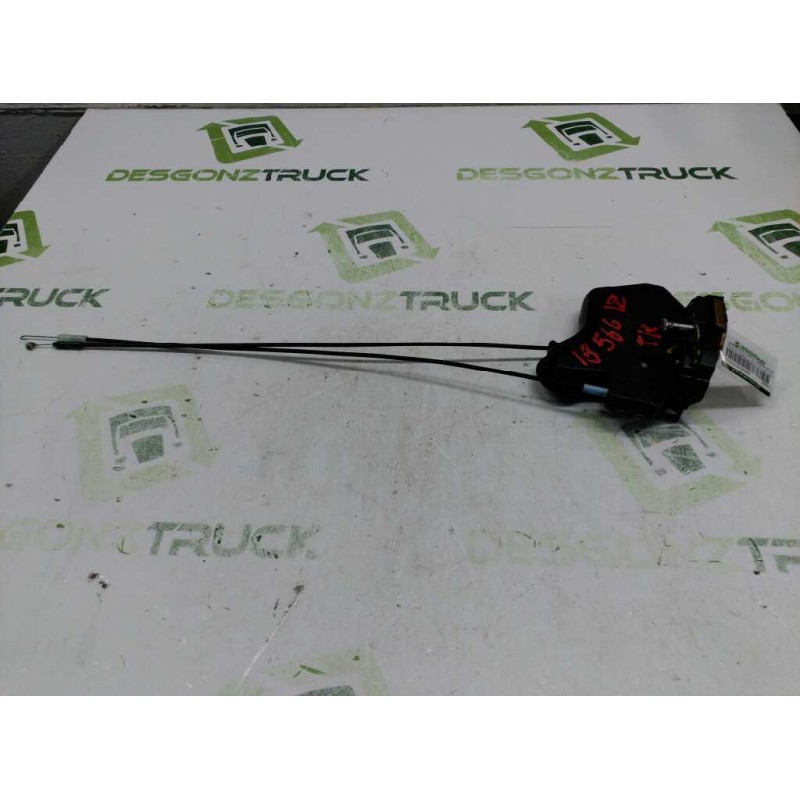 Recambio de cerradura puerta trasera izquierda para toyota corolla (e12) 1.6 linea luna berlina referencia OEM IAM 6906012350  