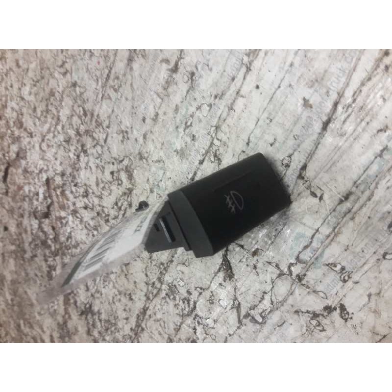 Recambio de boton antiniebla para ssangyong rexton rx 270 full referencia OEM IAM 864W02500 6 PINS 