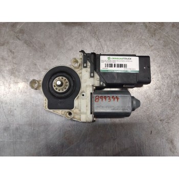 MOTOR ELEVALUNAS DELANTERO DERECHO 9776105415301 29 PINS 