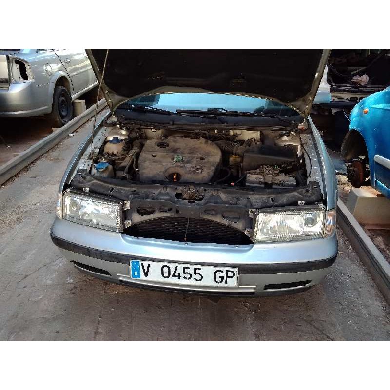 SKODA OCTAVIA BERLINA (1U2)