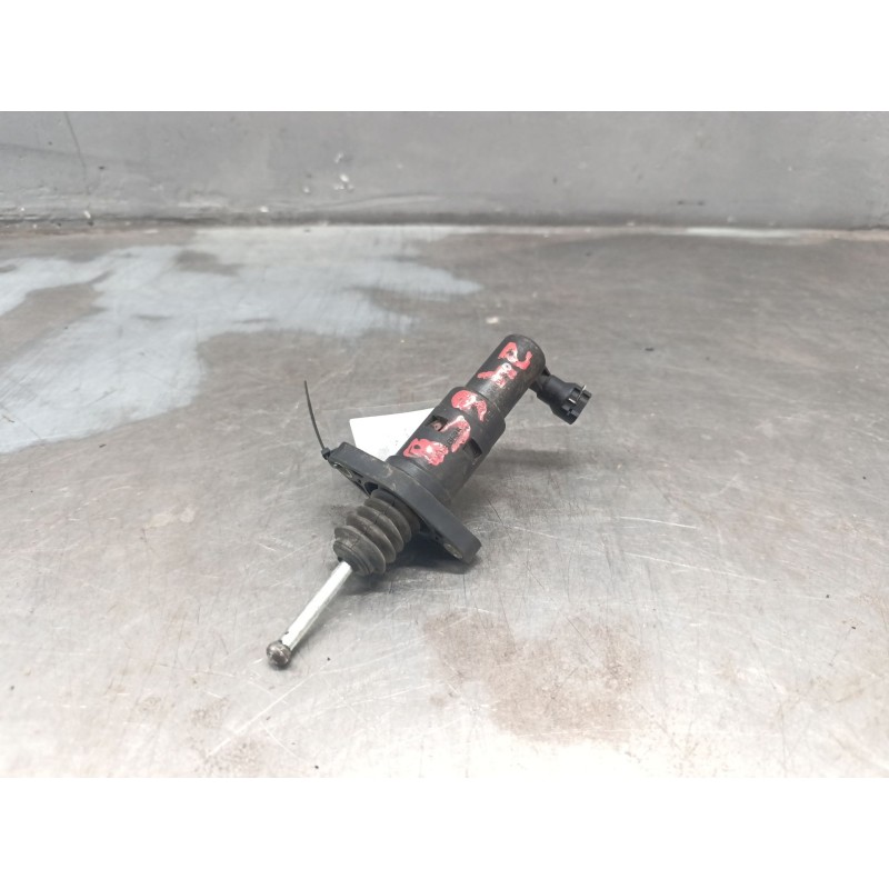 Recambio de bombin embrague para seat altea (5p1) 1.9 tdi referencia OEM IAM 1K0721261  