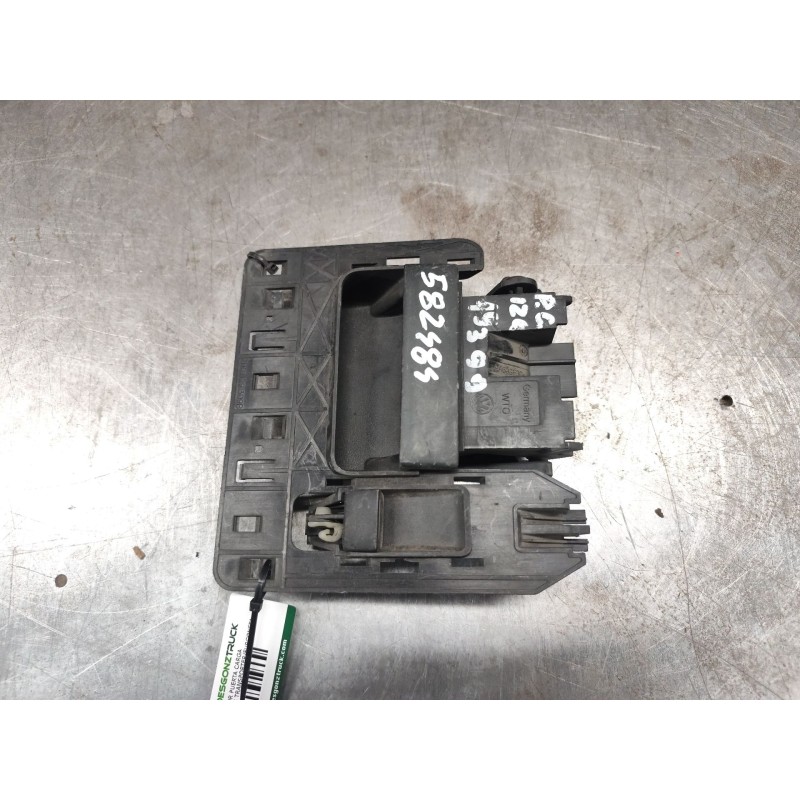 Recambio de maneta interior puerta carga para volkswagen t5 transporter/furgoneta combi city referencia OEM IAM  IZQUIERDA 