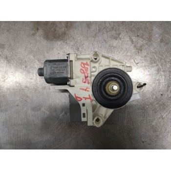 MOTOR ELEVALUNAS TRASERO DERECHO 0130822200 999066103 6 PINS