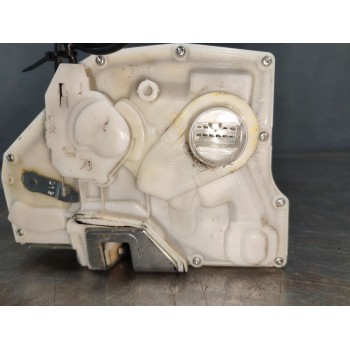 Recambio de cerradura puerta delantera derecha para suzuki swift iii (mz, ez) 1.5 (rs 415) referencia OEM IAM   