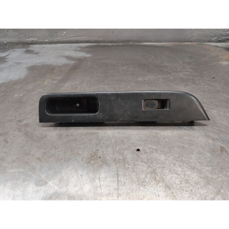 Recambio de mando elevalunas delantero derecho para suzuki swift iii (mz, ez) 1.5 (rs 415) referencia OEM IAM 8376362J01  