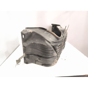 Recambio de moldura trasera cabina para daf serie xf106 referencia OEM IAM 2123925  