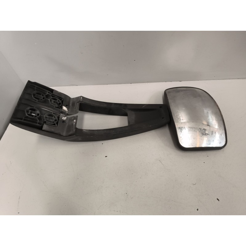 Recambio de retrovisor exterior frontal para renault premium route 2006 10.8 diesel referencia OEM IAM 7482226025 7421020285 