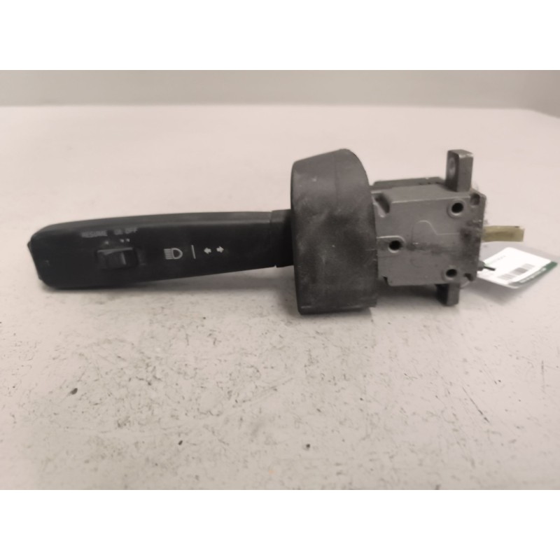 Recambio de mando intermitentes para volvo b9r 340 touring referencia OEM IAM 70351733  