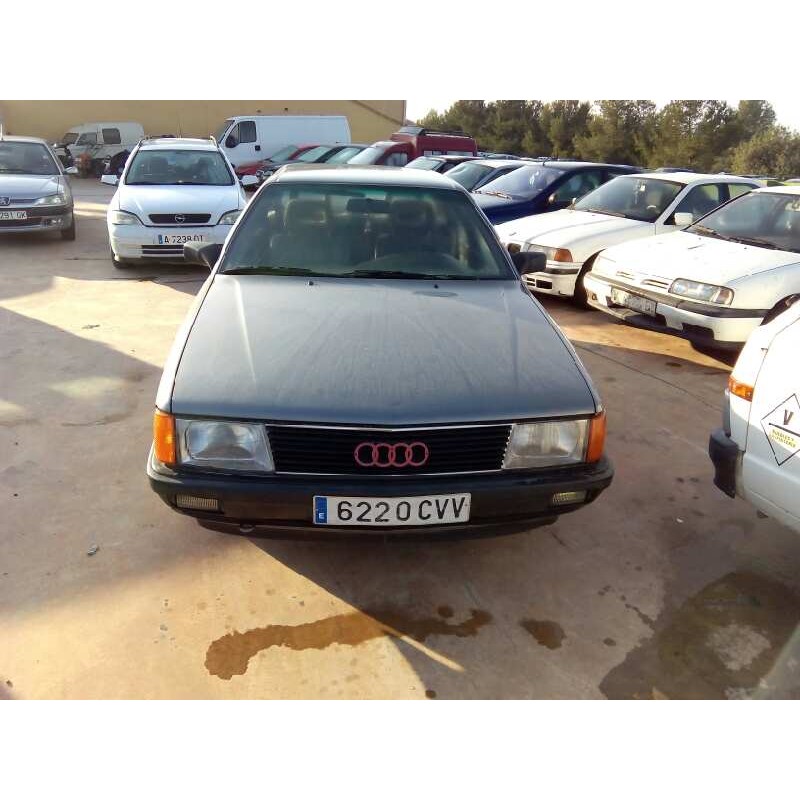 AUDI 100 BERLINA (443)