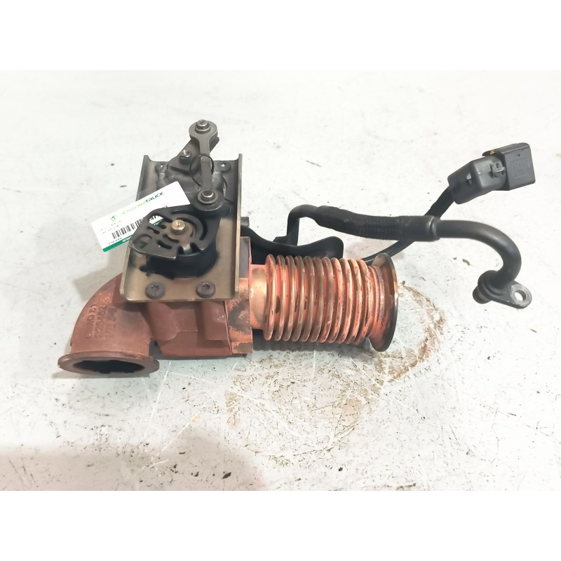 Recambio de valvula egr para daf xf 106 480 referencia OEM IAM 2162360  