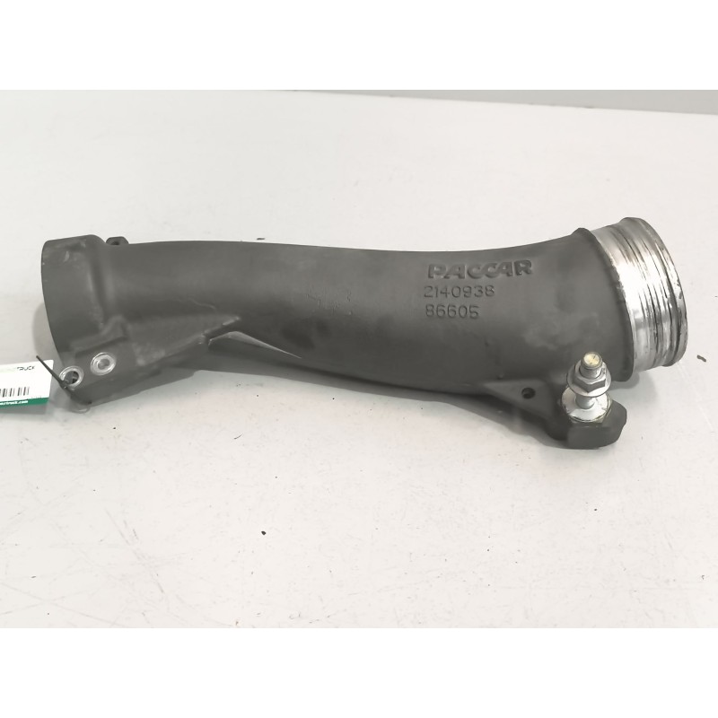 Recambio de tubo admision para daf xf 106 480 referencia OEM IAM 2140938  