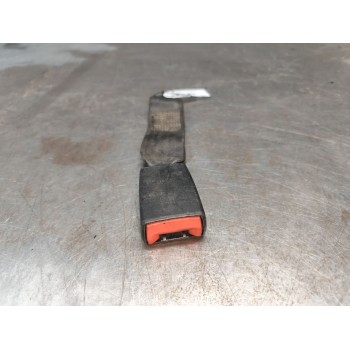ENGANCHE DE CINTURON TRASERO 2702061 33025748 