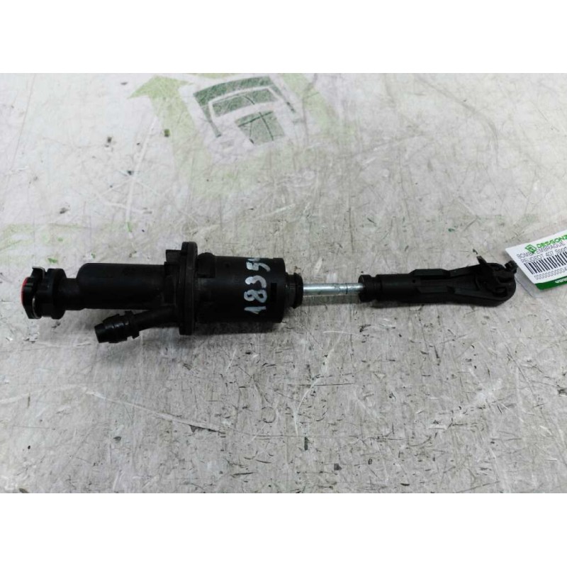 Recambio de bomba embrague para peugeot 407 sport referencia OEM IAM 2182G5  