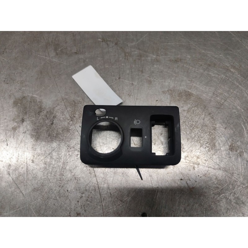 Recambio de botonera para ssangyong rexton 290 referencia OEM IAM   