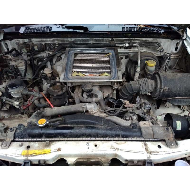 NISSAN PICK-UP (D22)