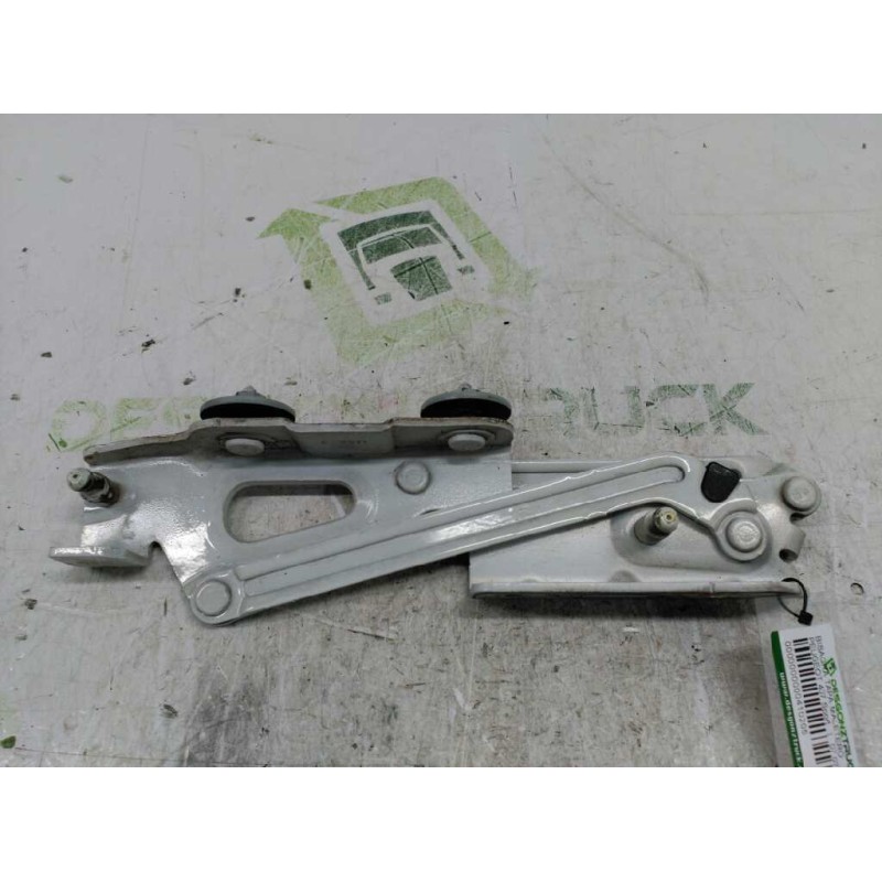 Recambio de bisagra tapa maletero para peugeot 407 sport referencia OEM IAM  DERECHA 