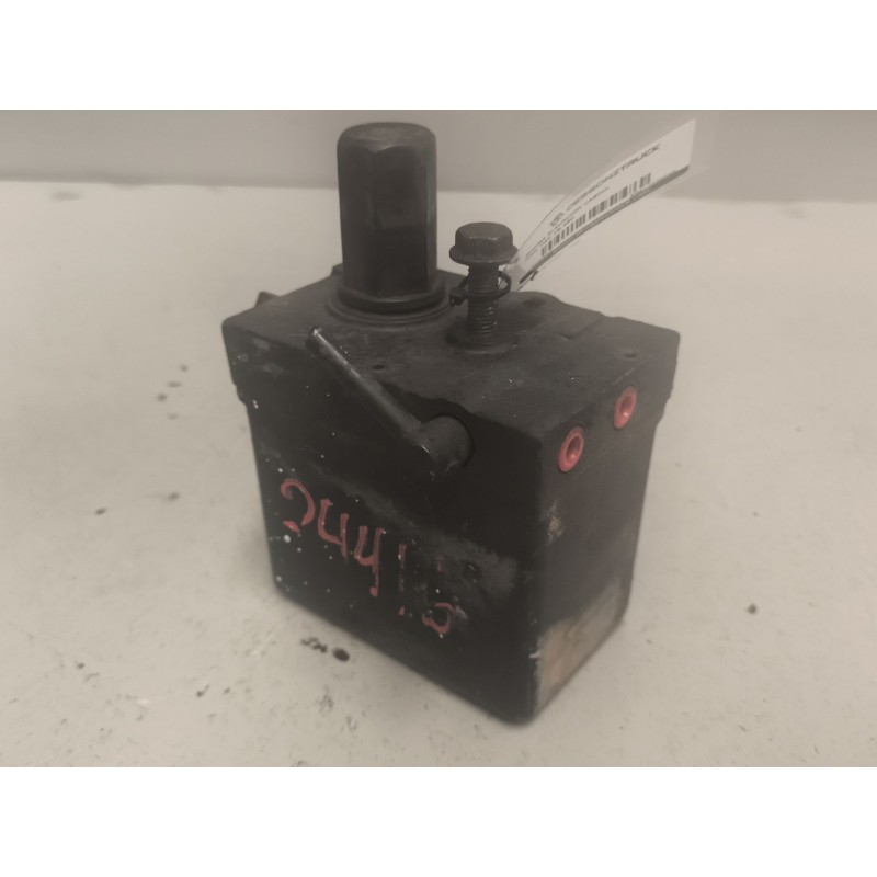 Recambio de bomba elevacion cabina para man tgx 18.480 12.4 diesel referencia OEM IAM 85417236044 81417236130 81417236139