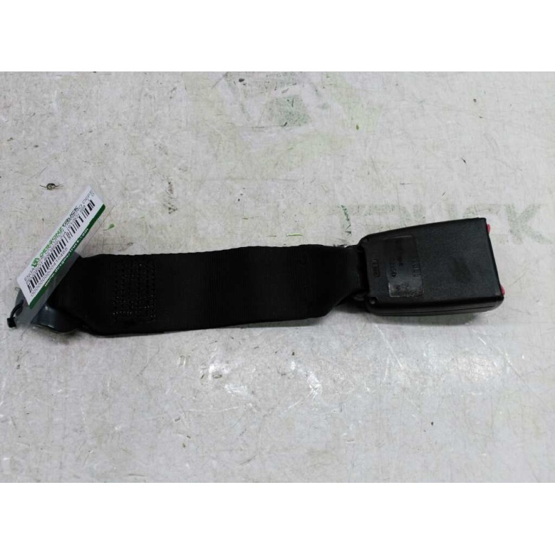 Recambio de enganche cinturon trasero derecho para peugeot 406 berlina (s1/s2) sr referencia OEM IAM   