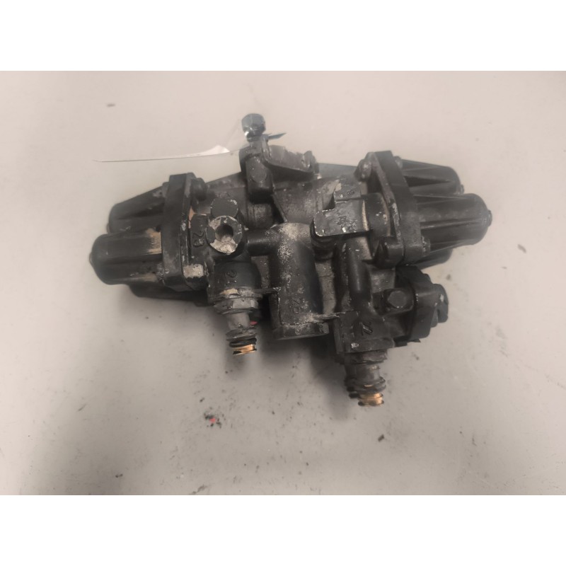 Recambio de valvula aire para iveco stralis (as) fg /fp  4x2 gran espacio referencia OEM IAM 9347050210  