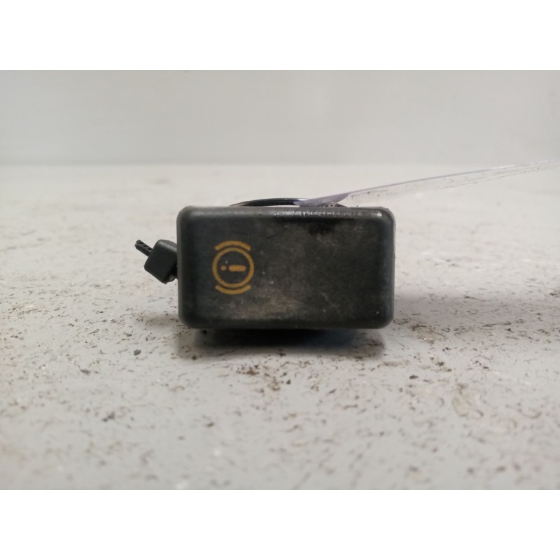 Recambio de interruptor para nissan trade caja/chasis 2.8 d referencia OEM IAM 15062860  