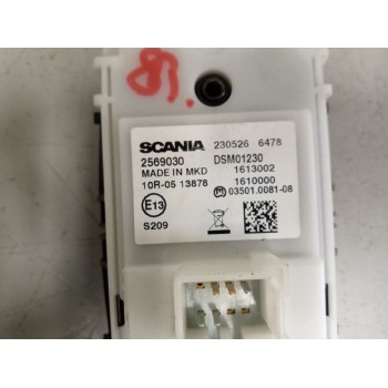 Recambio de mando elevalunas delantero derecho para scania s s460 referencia OEM IAM 2569030  