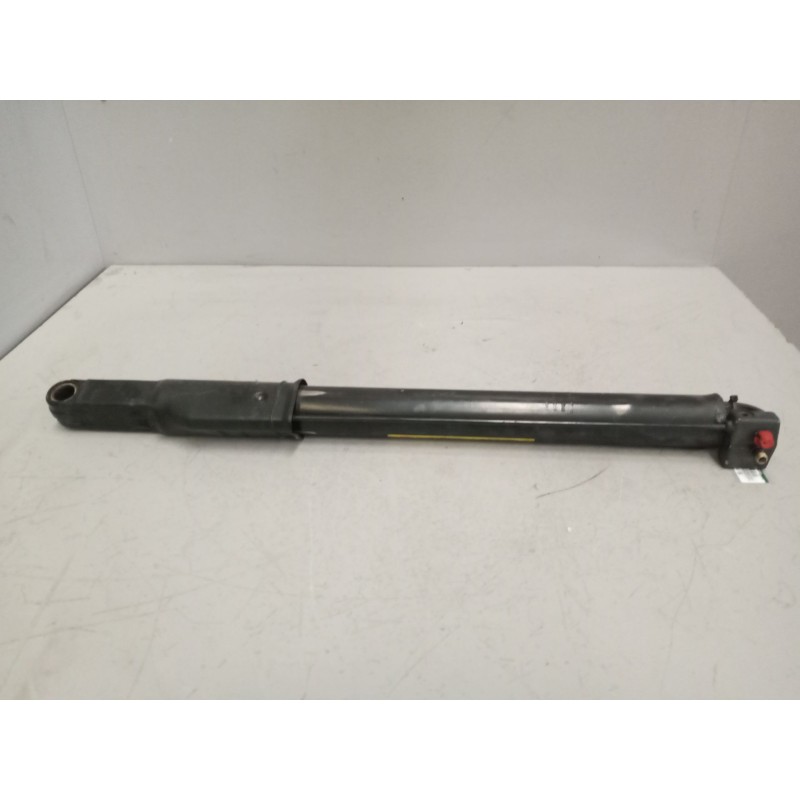 Recambio de brazo elevacion cabina para iveco stralis (as) 11.1 diesel referencia OEM IAM 500370651  