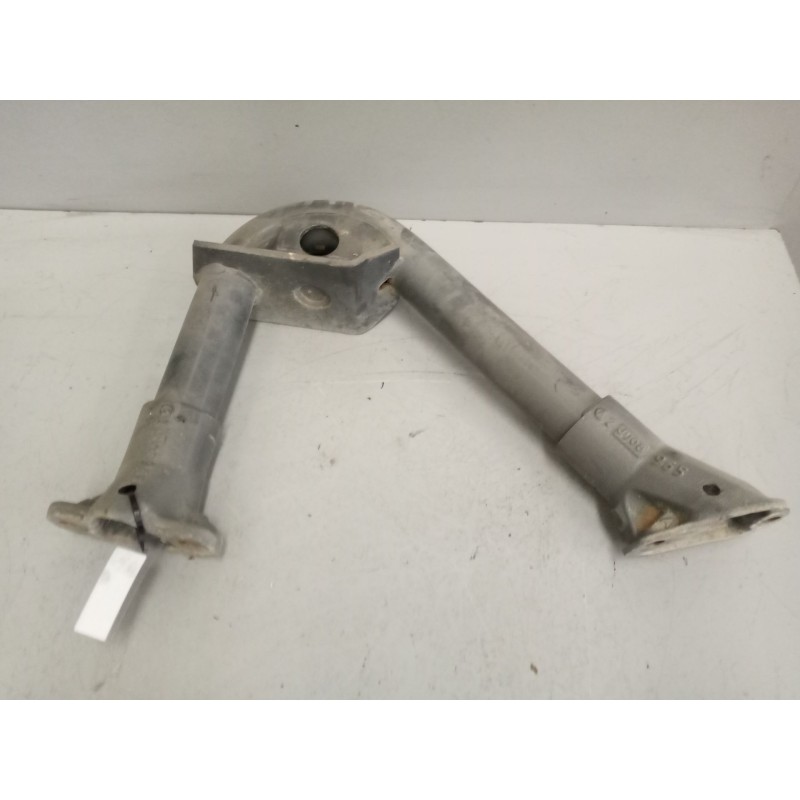 Recambio de soporte paragolpes delantero derecho para renault premium lander 10.8 diesel referencia OEM IAM 5010629095  