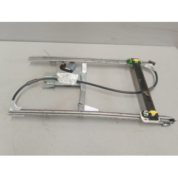 Recambio de elevalunas delantero izquierdo para renault premium distribution 7.2 diesel referencia OEM IAM 84561609  