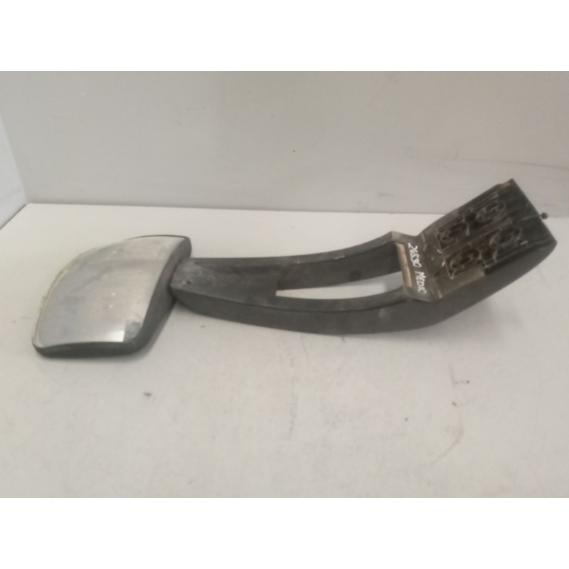 Recambio de retrovisor exterior frontal para renault premium distribution 7.2 diesel referencia OEM IAM 7482226025 7421020285 