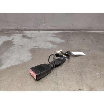 Recambio de enganche de cinturon delantero derecho para seat ibiza iv (6j5, 6p1) 1.6 tdi referencia OEM IAM 6R0857756B  