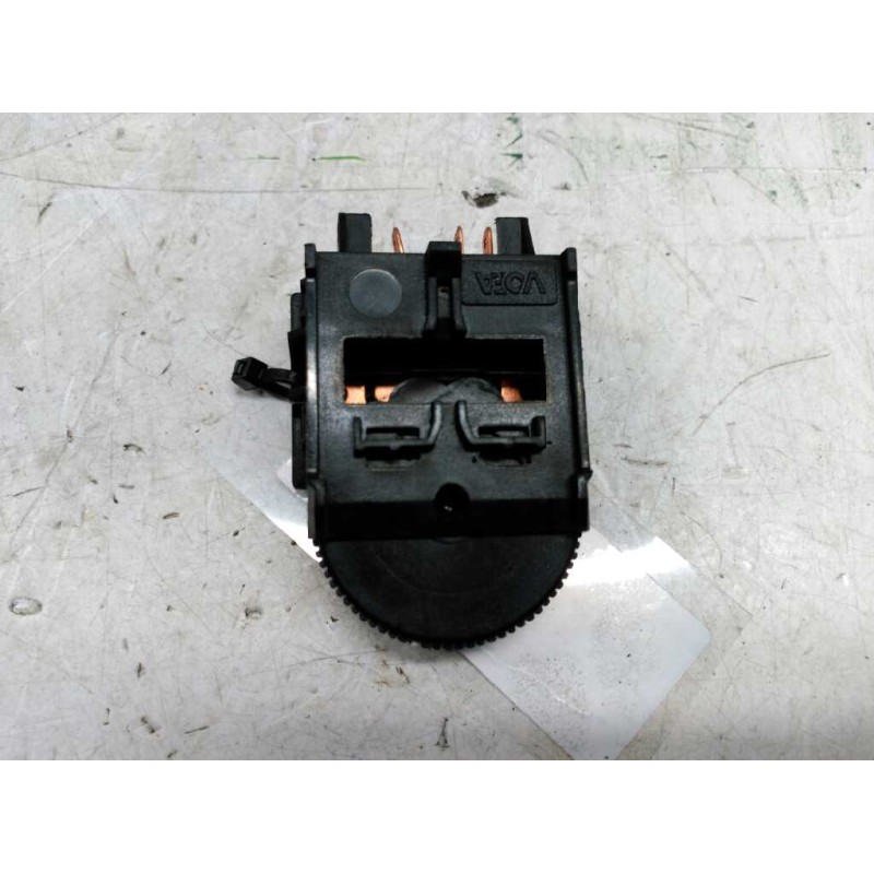 Recambio de mando regulador de faros para renault 5 (b/c40) gtl (b/c 402, c 407) referencia OEM IAM   