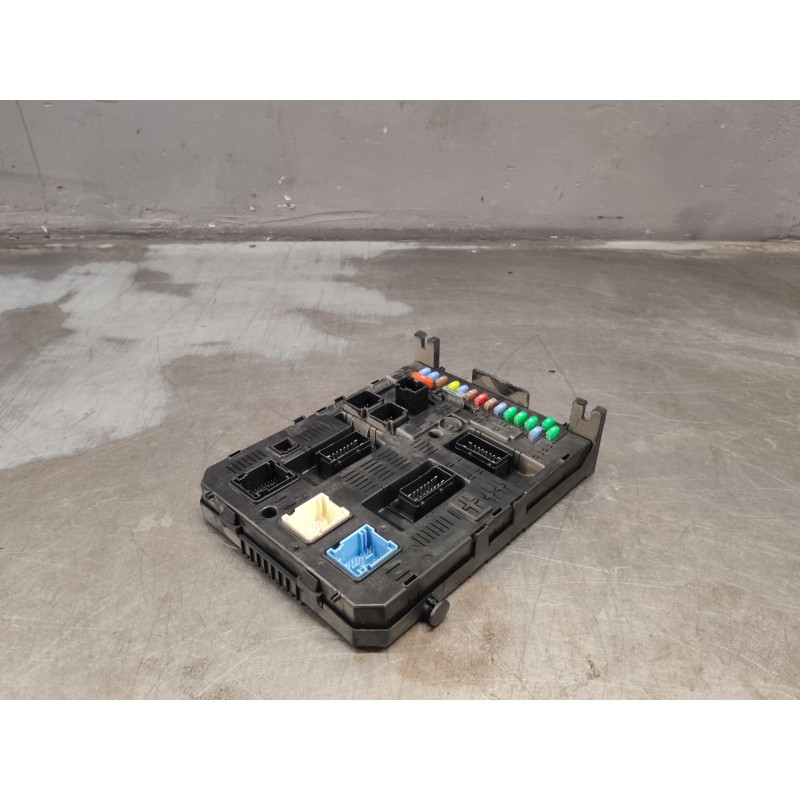 Recambio de bsi para peugeot 3008 i monospace (0u_) 1.6 hdi referencia OEM IAM 967847718001  