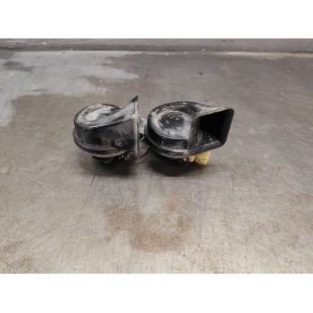 Recambio de claxon para peugeot 3008 i monospace (0u_) 1.6 hdi referencia OEM IAM 9657476680  