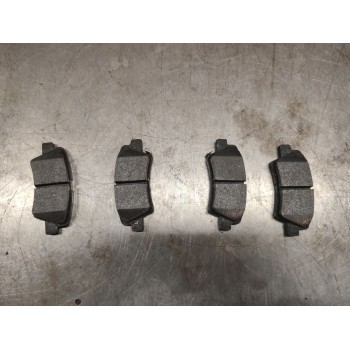 Recambio de pastillas de freno traseras para ssangyong korando (ck) 2.0 e-xdi referencia OEM IAM 302335  