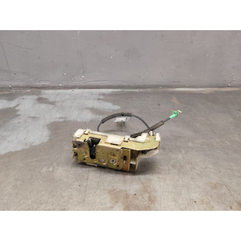 Recambio de cerradura puerta trasera izquierda para ford fiesta berl./courier surf referencia OEM IAM 94FBA264A27AA  