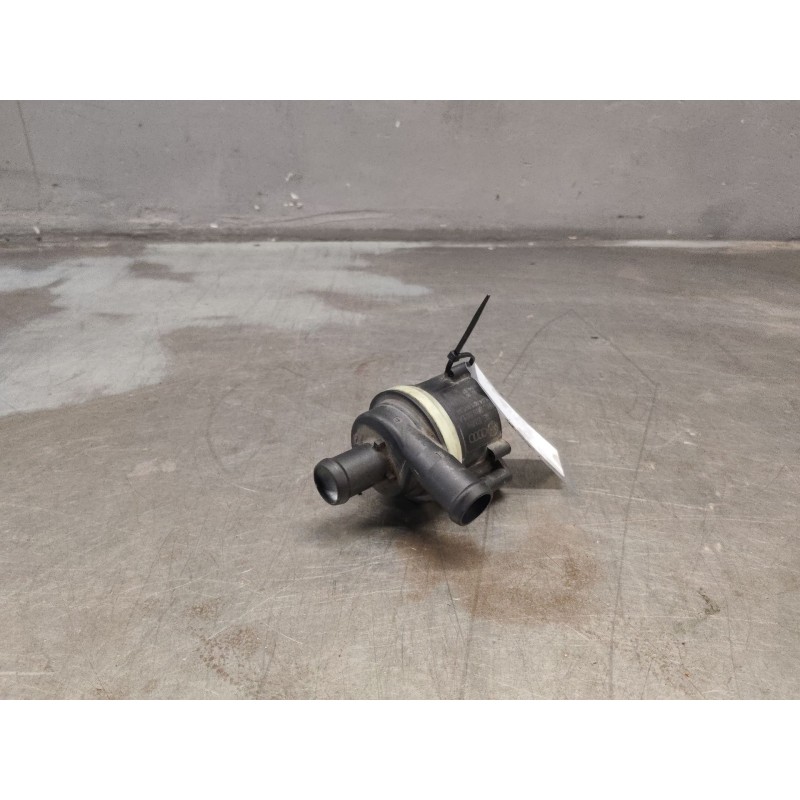 Recambio de bomba agua para seat ibiza iv (6j5, 6p1) 1.6 tdi referencia OEM IAM 6R0965561A  
