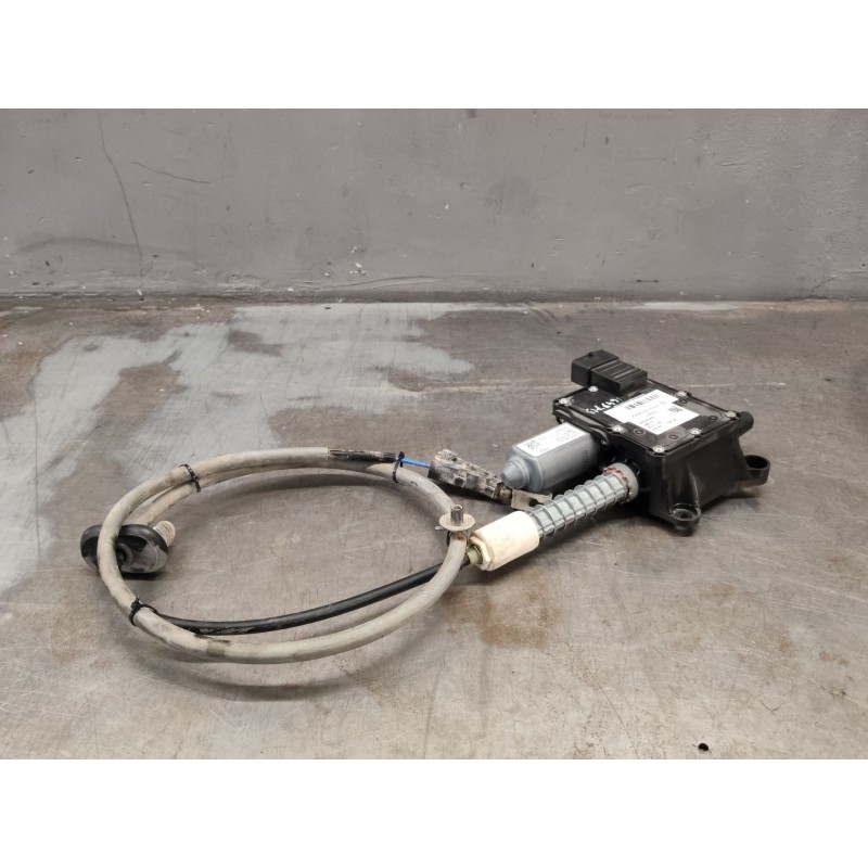 Recambio de freno de mano electrico para peugeot 3008 i monospace (0u_) 1.6 hdi referencia OEM IAM 9673094880  