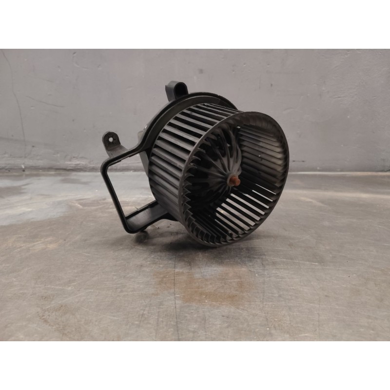 Recambio de motor calefaccion para peugeot 3008 i monospace (0u_) 1.6 hdi referencia OEM IAM T3953002  