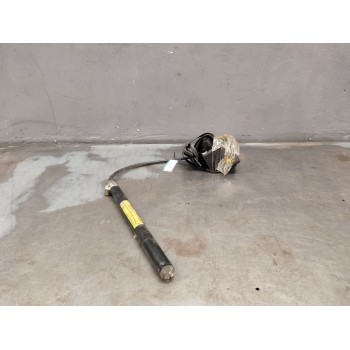 CINTURON SEGURIDAD DELANTERO DERECHO 