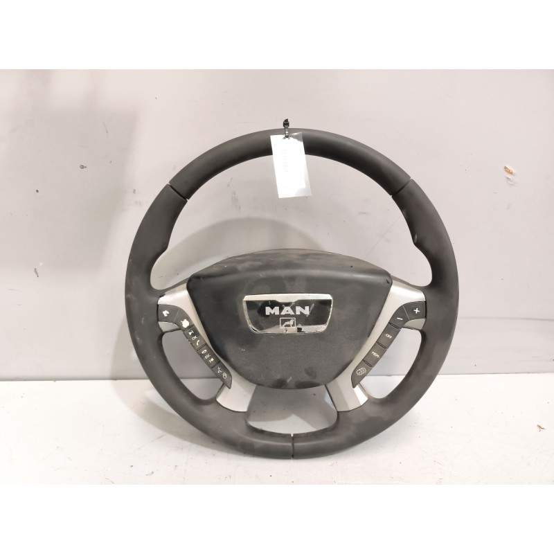 Recambio de volante para man tgx 18.480 12.4 diesel referencia OEM IAM 81464300084  