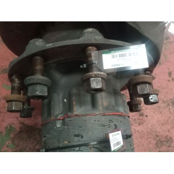 Recambio de buje trasero derecho para renault premium distribution 7.2 diesel referencia OEM IAM 7420819859  