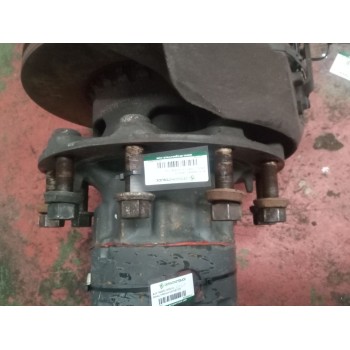 Recambio de buje trasero derecho para renault premium distribution 7.2 diesel referencia OEM IAM 7420819859  