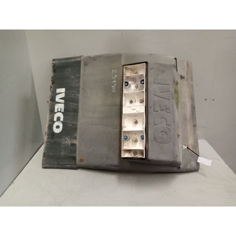 Recambio de guardabarros trasero derecho para iveco stralis (ad/at) 10.3 diesel referencia OEM IAM  41298963 
