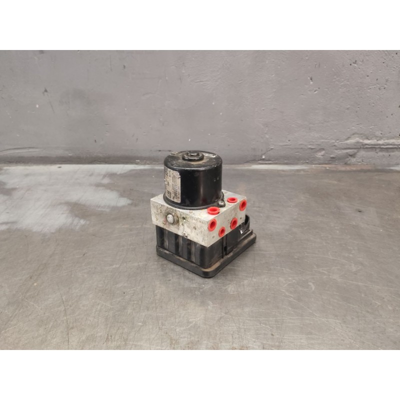 Recambio de abs para opel astra gtc cosmo referencia OEM IAM 13213610  